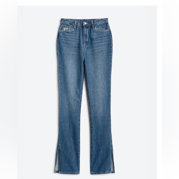 BlankNYC The Cooper NWT Straight leg jeans with side leg slit. - Picture 1 of 10